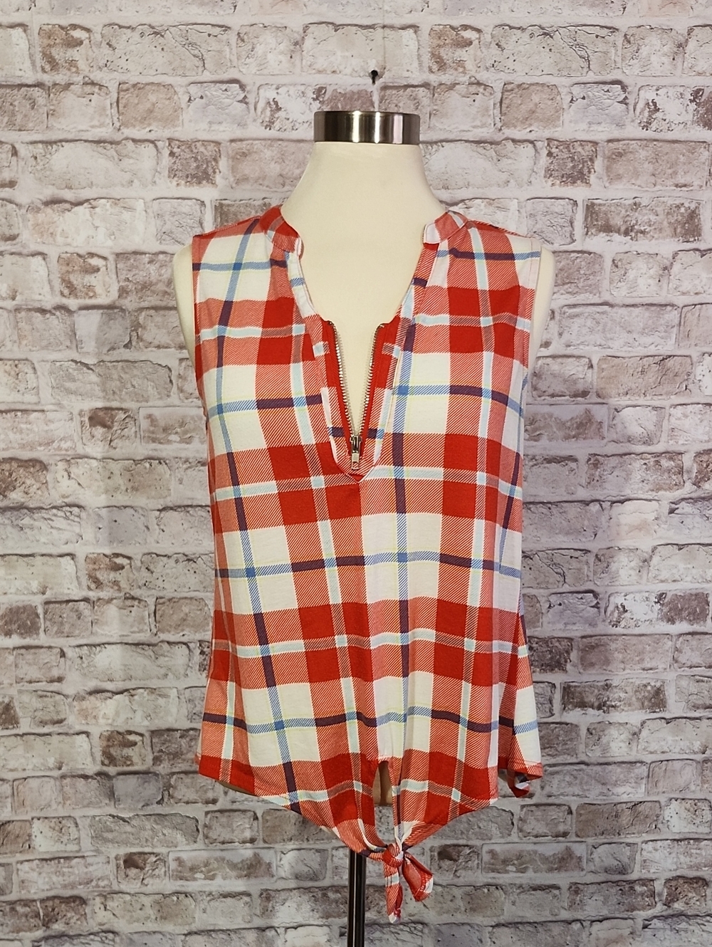 New York Laundry Red Plaid Zip-Front Tie Hem Camisole